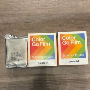 Polaroid Color Go Film - Vibrant Instant Photos